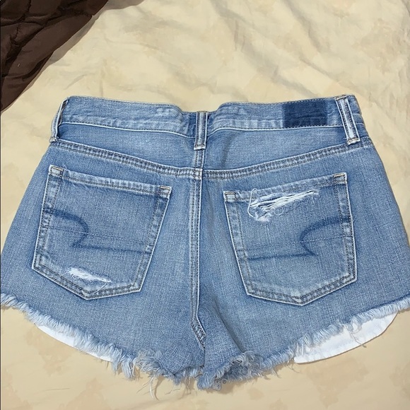 Shorts - Picture 2 of 3